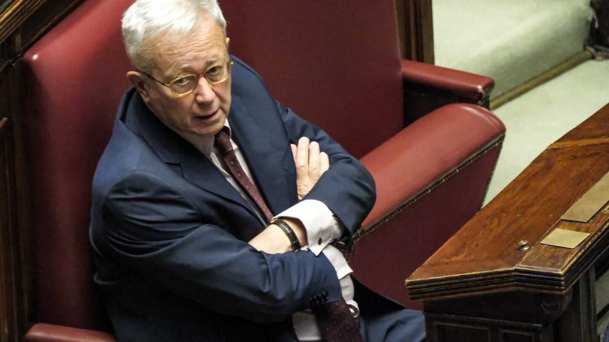 Immagine di Parla Tremonti: "La Ue? Autorottamata senza Trump. Meloni è europeista. Ora nuova Ue ed esercito comune"