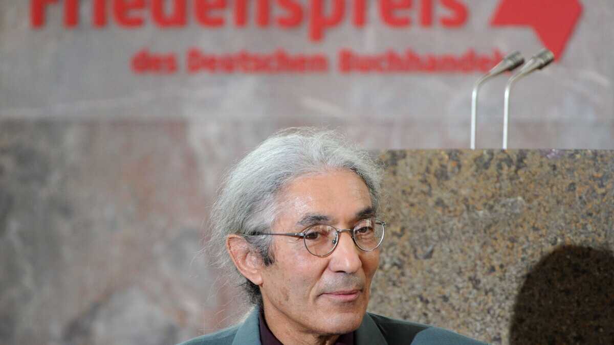 Immagine di Alziamo la voce per Boualem Sansal