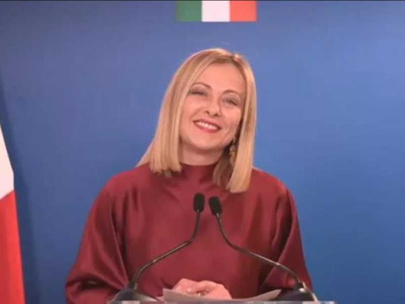 Meloni al Cpac: "Trump non si allontanerà dall'Europa. Difendere Ucraina da brutale aggressore"