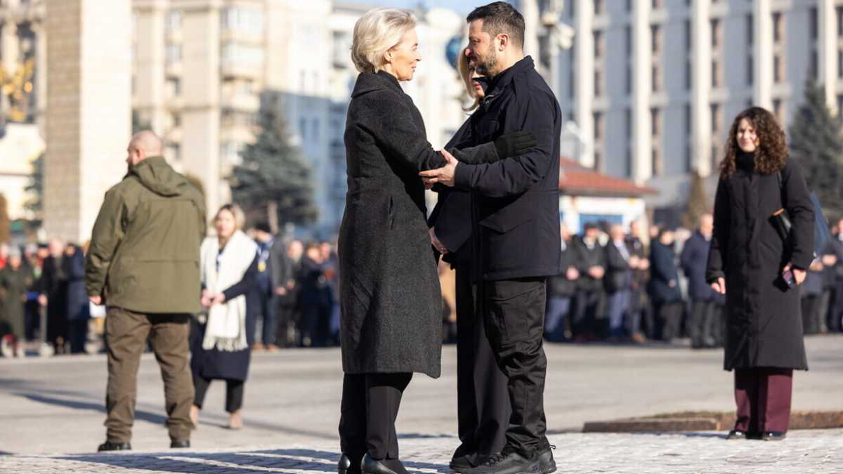 Immagine di "L'Ucraina è Europa. Nuovi aiuti per 3,5 miliardi". Il viaggio di von der Leyen a Kyiv