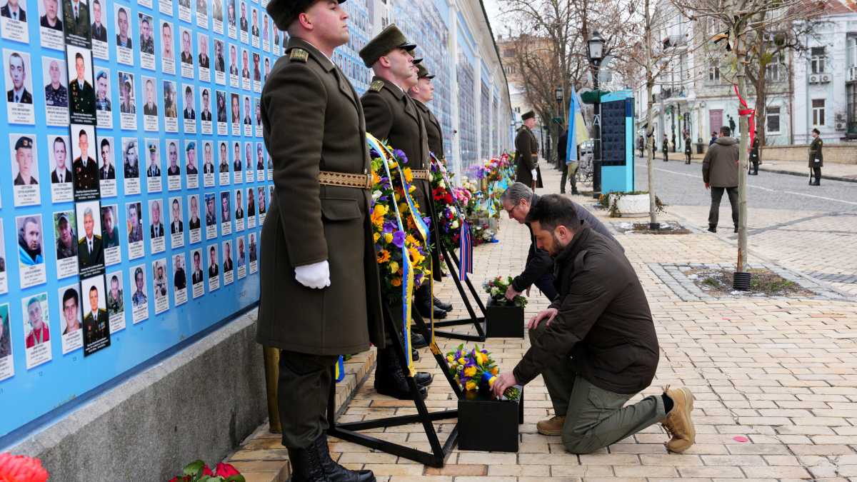 Immagine di Nessun’altra Mariupol. Viaggio lungo la linea rovente che in Ucraina separa occupazione e resistenza