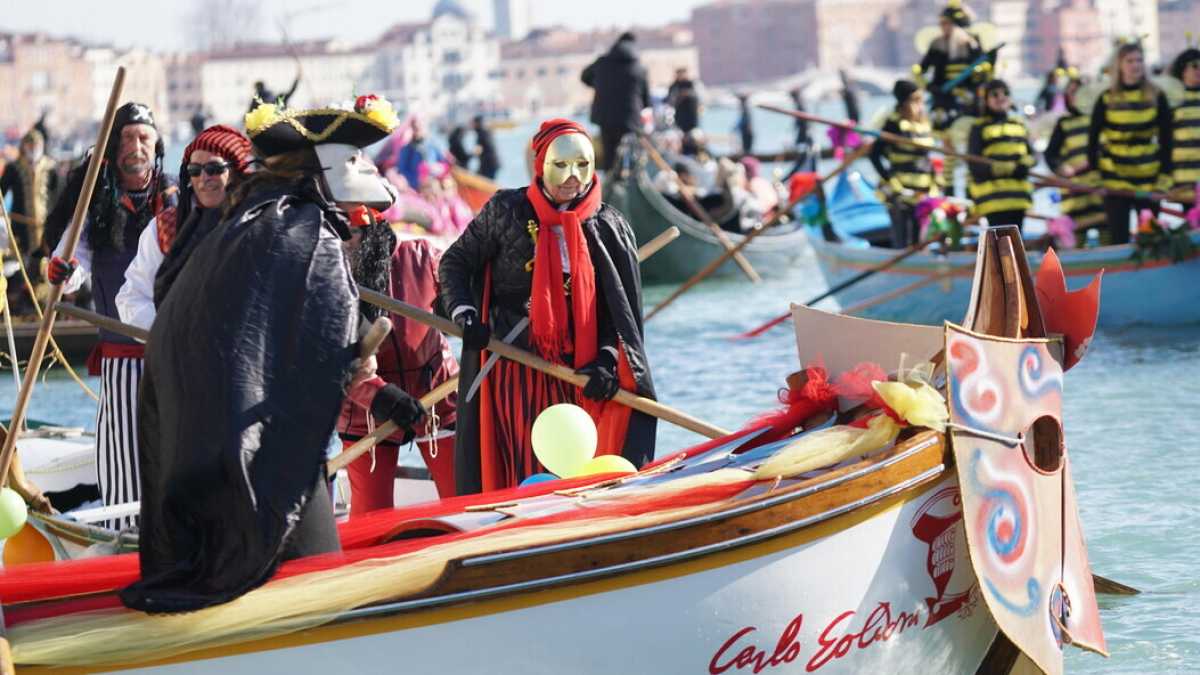 Immagine di Altro che ticket, a Venezia si entri soltanto se mascherati