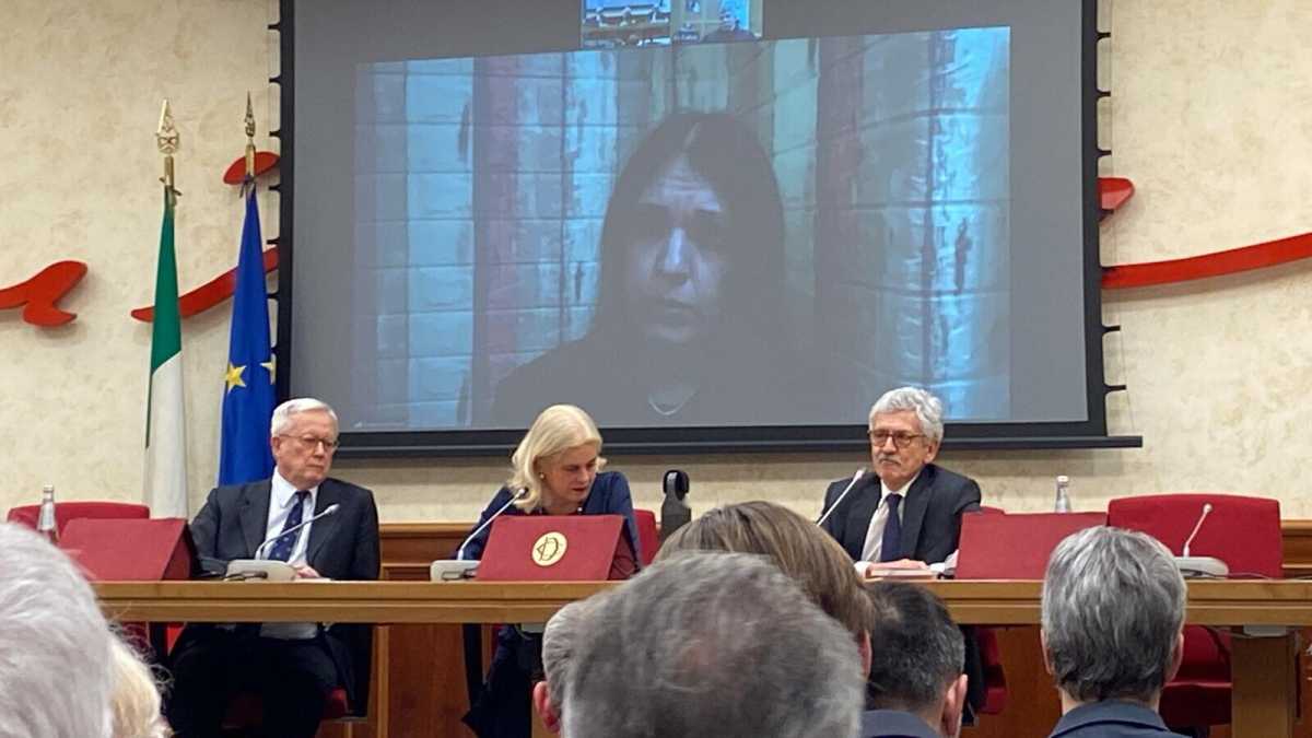 Immagine di Anti imperialismo e “genocidio a Gaza”. Torna il D’Alema di lotta