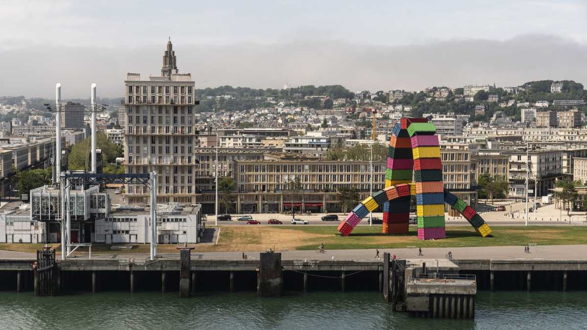 Immagine di Ventiquattr’ore a Le Havre per riesumare il passato di una vita e della città
