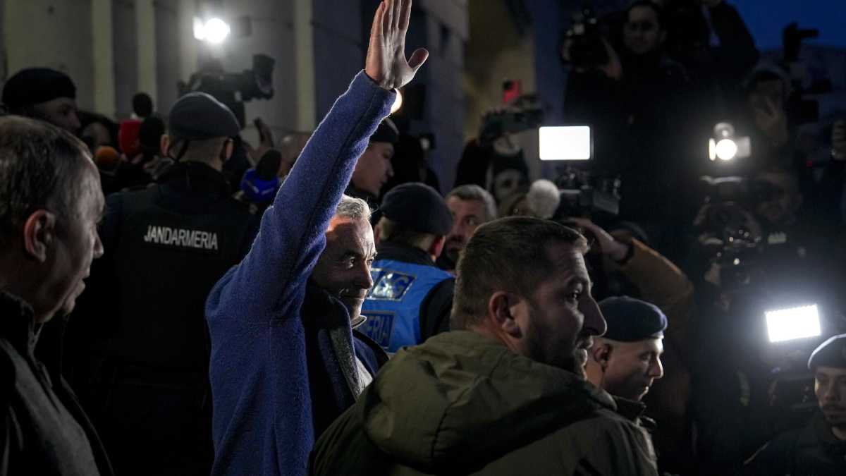 Immagine di E allora la Romania? Georgescu, i fratelli Tate e la trappola culturale dei trumpiani all’Europa