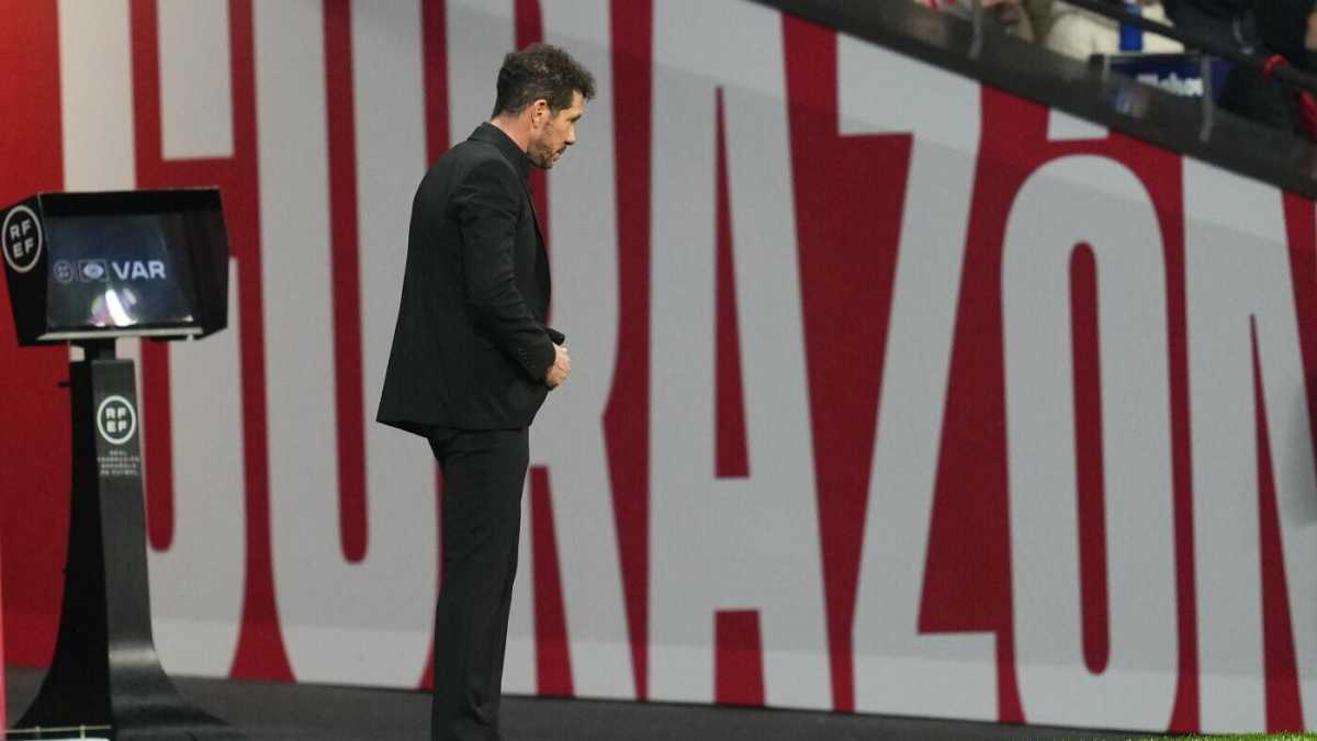 Immagine di In un calcio che cambia solo Diego Pablo Simeone rimane fermo