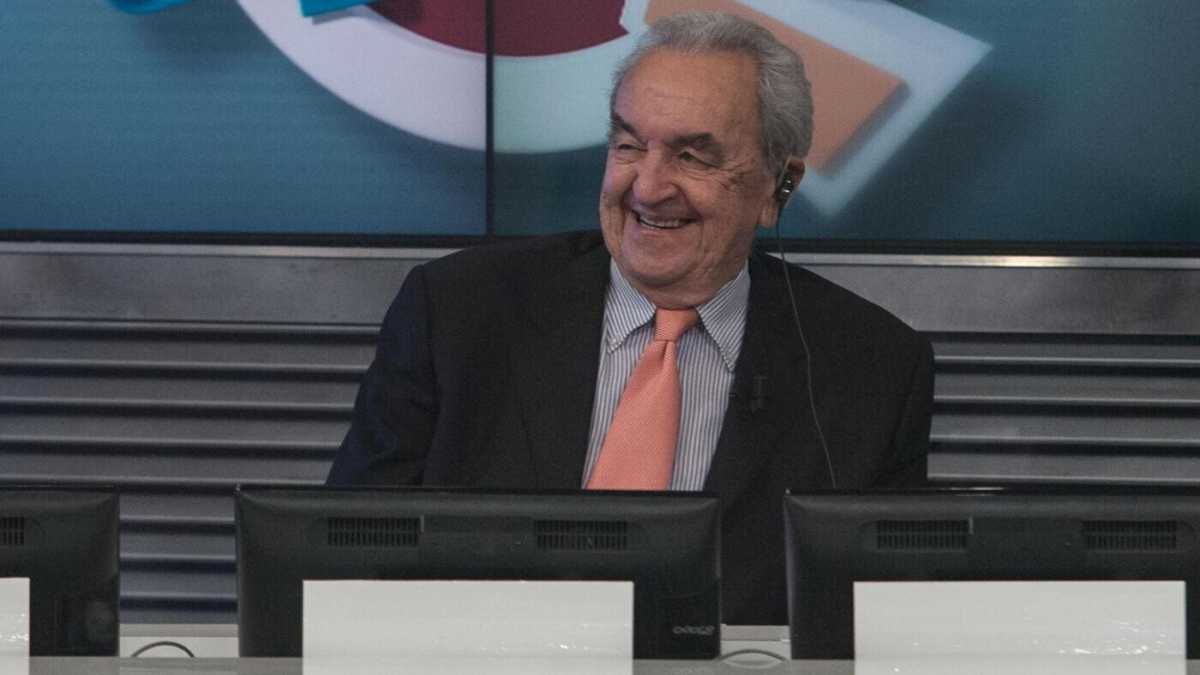 Immagine di Sale stampa quasi impraticabili e cibi terribili. Bruno Pizzul racconta il suo calcio