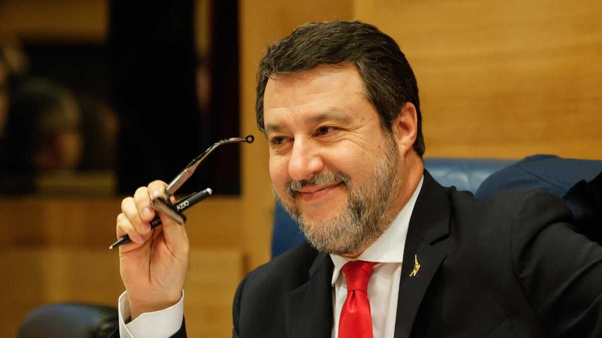 Immagine di Smutandati da Putin, l’involontaria utilità di Salvini per Meloni