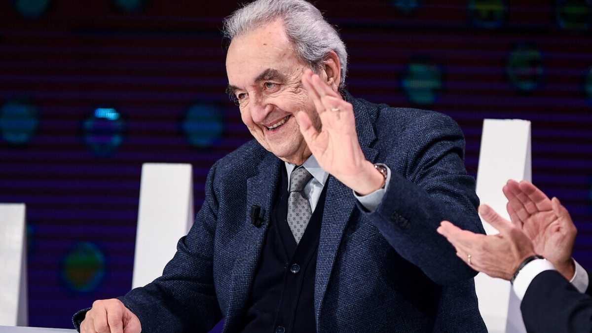 Immagine di Chi era Bruno Pizzul per tutti quelli che, in tv, hanno imparato da lui