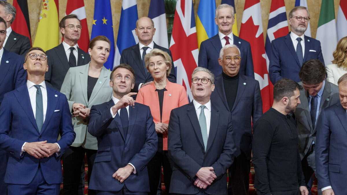 Immagine di O con l'Europa o con Putin. Due lezioni ai sonnambuli del putinismo