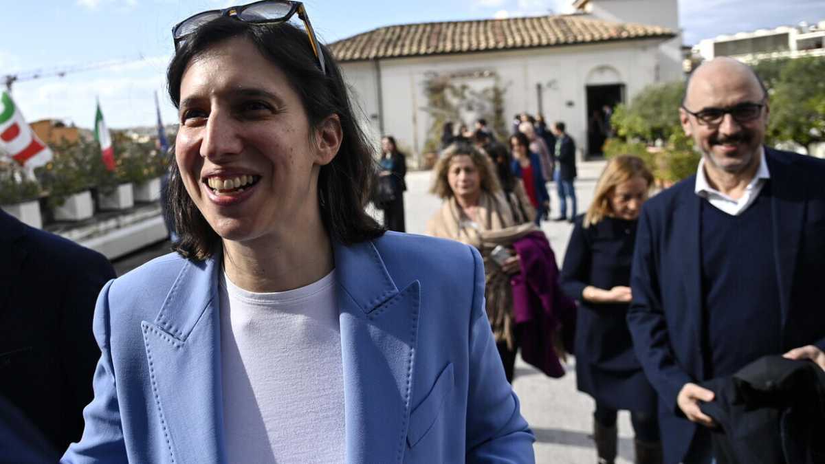 Immagine di Schlein affossa Milano