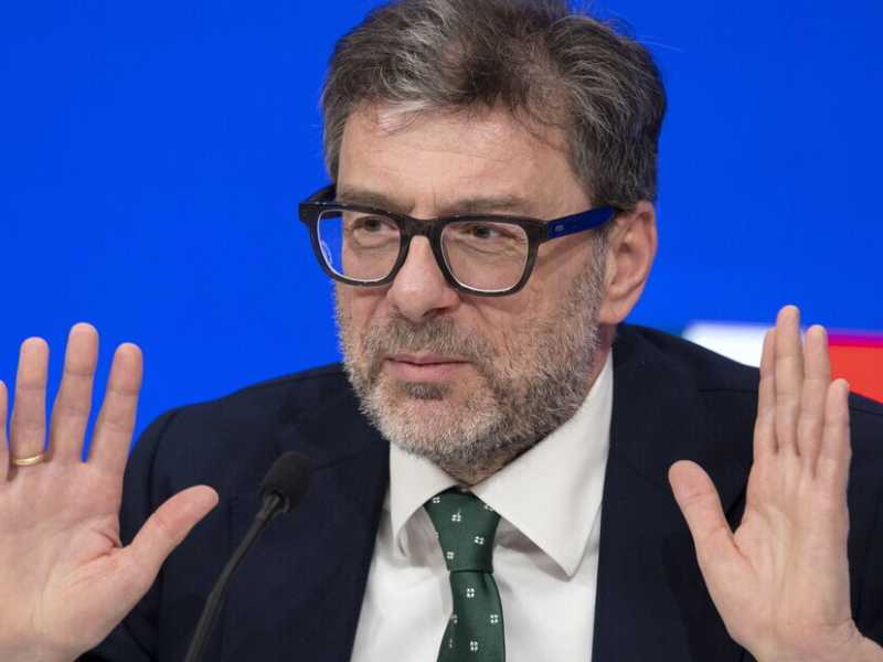La proposta di Giorgetti sul riarmo Ue piace ai suoi colleghi europei