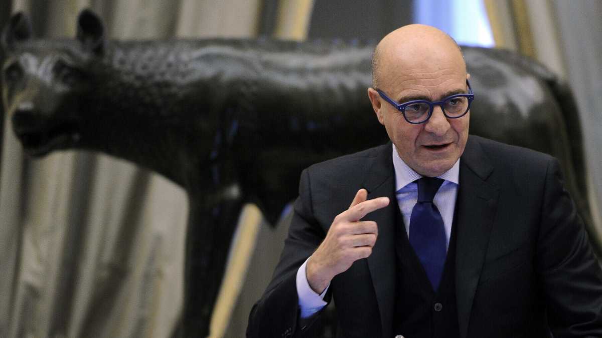 Immagine di Il prof. Latorre: “Il piano Ue sui rimpatri? Tanti dubbi, ma ora Meloni può correggere modello Albania"