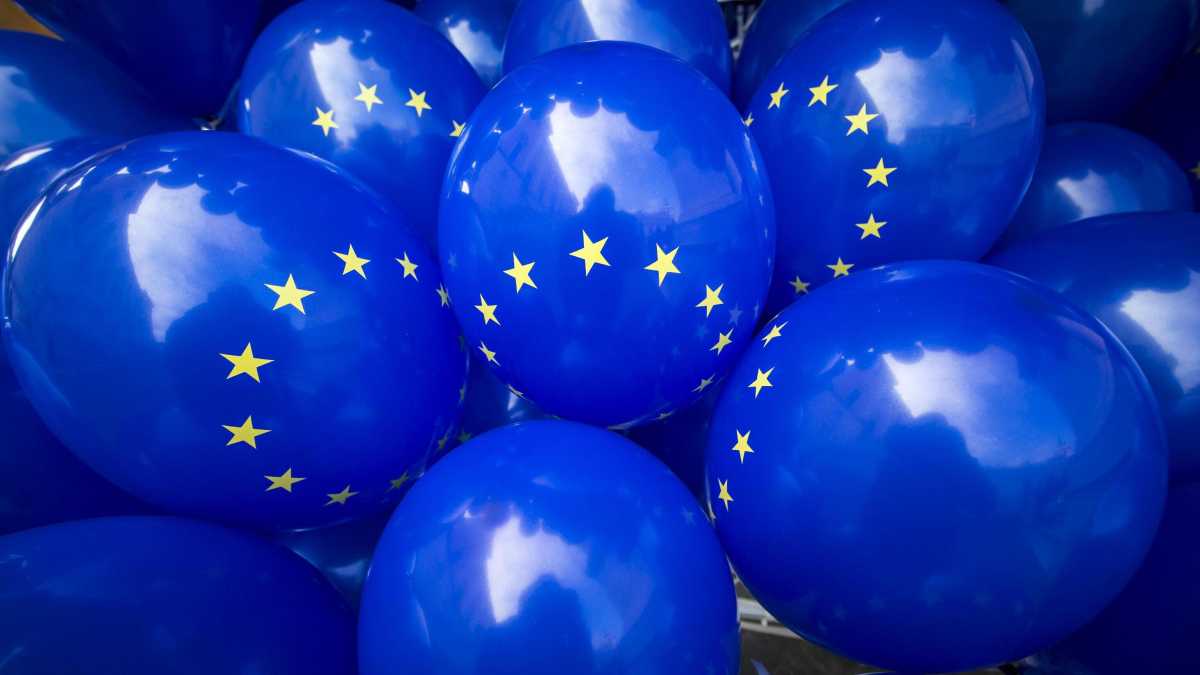 Immagine di In piazza per difendere l’Europa, senza difendere tanto altro