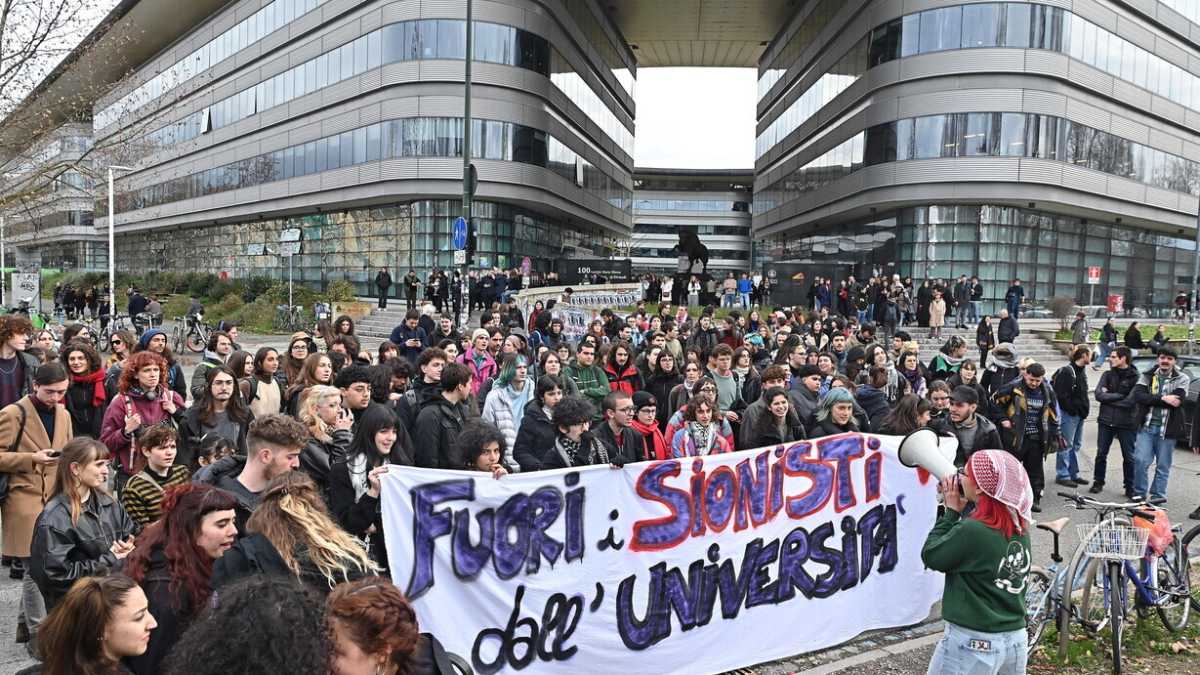 Immagine di Censura a Torino. Studenti per Israele: “Zittiti dai pro Hamas. Se l’ateneo non ci fa parlare pronti a chiedere i danni”