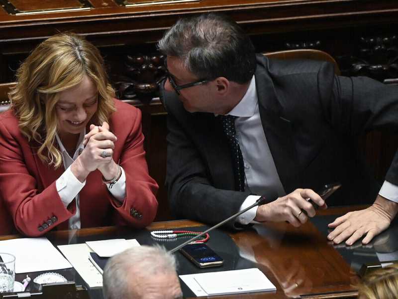 Tensione a margine del Cdm tra Meloni e Giorgetti: urla e frasi concitate