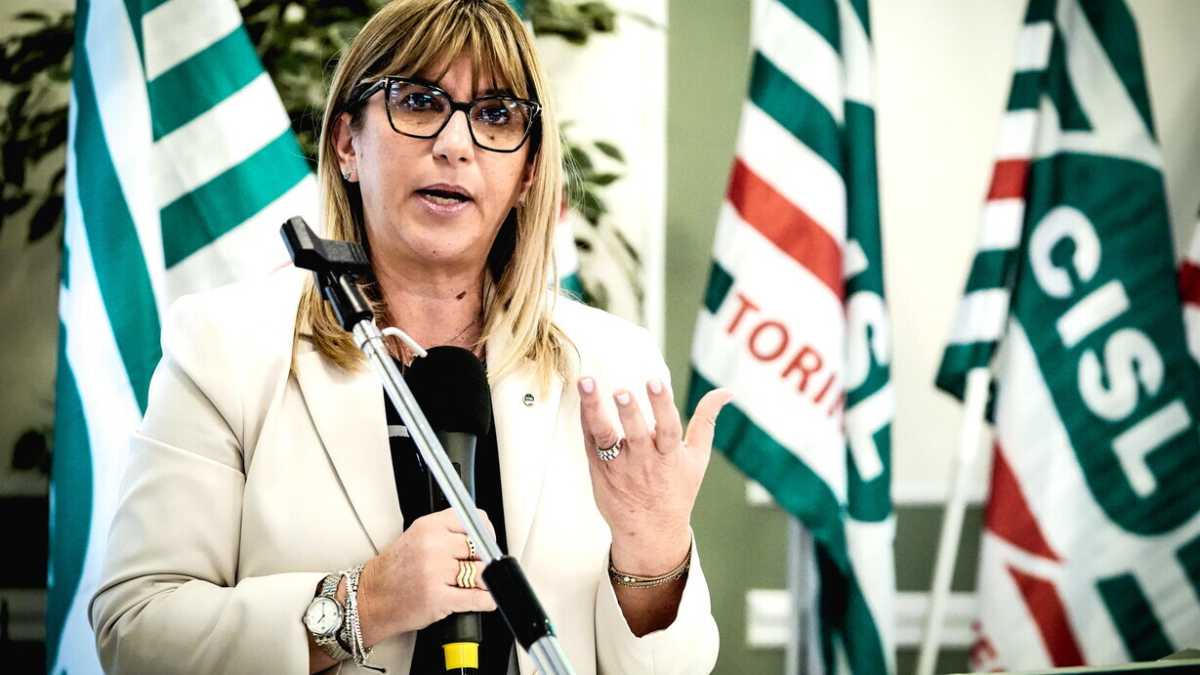 Immagine di Fumarola (Cisl): “La piazza per l'Europa non cancella le differenze con Cgil e Uil. L’unità non si fa con la protesta”