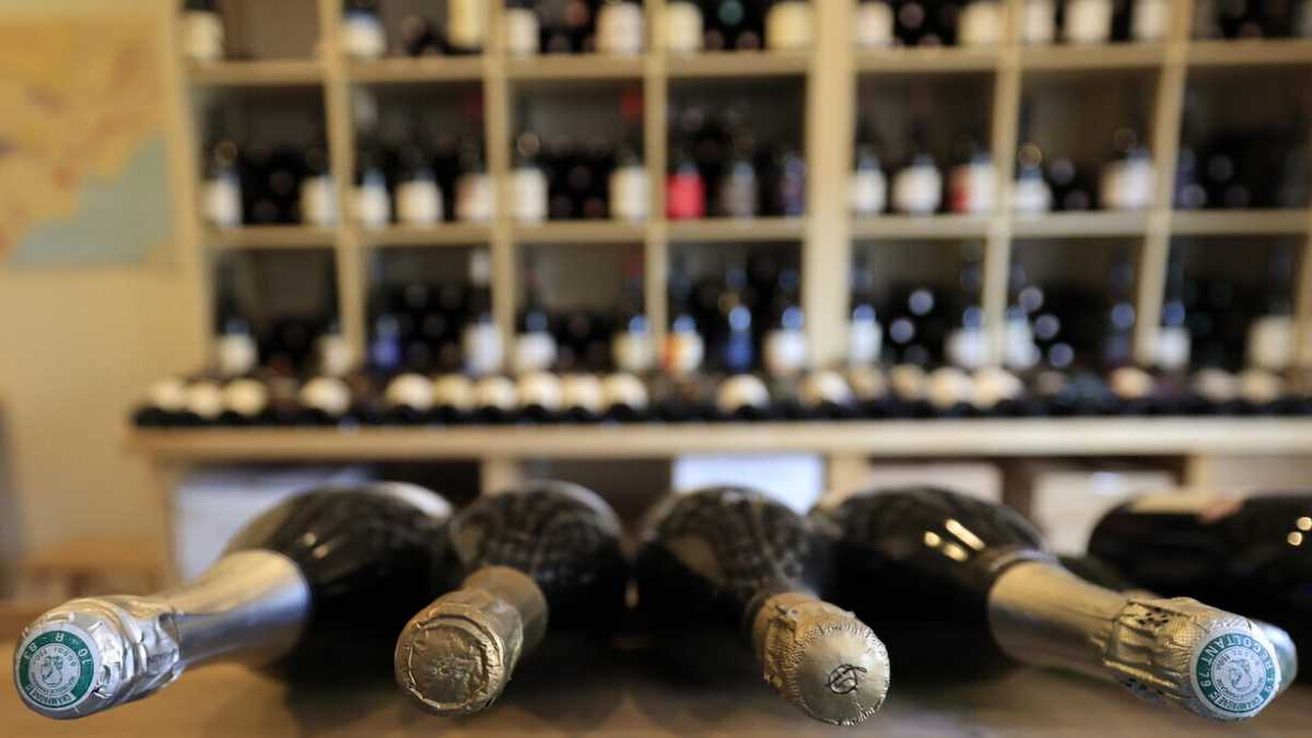 Immagine di Caro Trump, si campa meglio col lambrusco che con il whisky