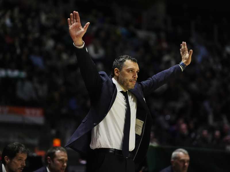 Paolo Galbiati, allenatore dell'Aquila Trento (foto LaPresse)