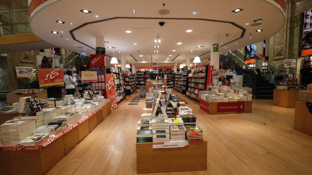 Immagine di Lo sciopero dei lavoratori delle Feltrinelli nell’epoca dell’AI