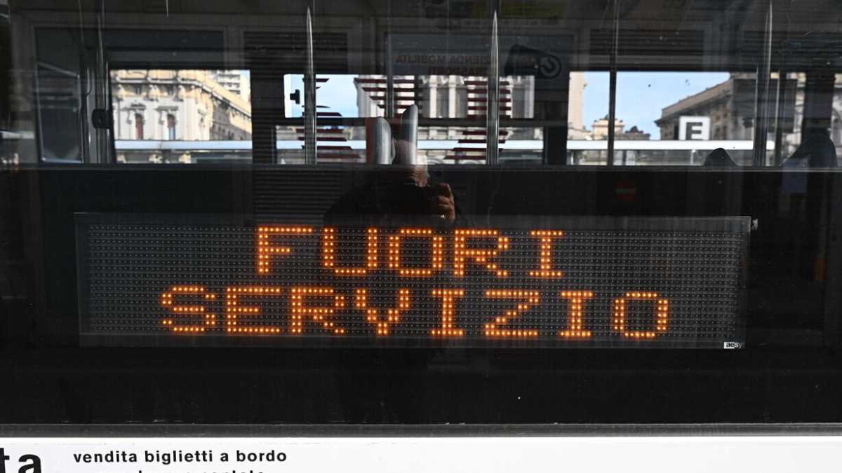 Immagine di C'è l'accordo sul rinnovo del contratto del trasporto pubblico, ma lo sciopero del 21 marzo resta
