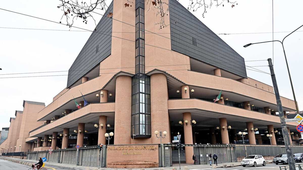 Immagine di Il senatore Scalfarotto interroga Nordio sulla procura di Torino dopo l'articolo del Foglio