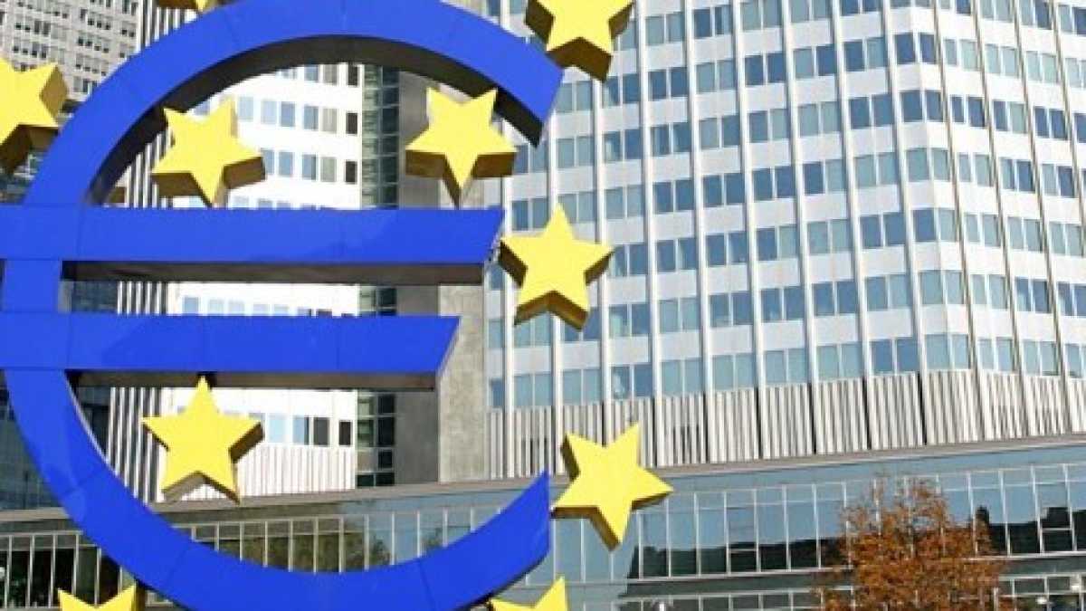 Immagine di Il problema del debito e la (falsa) soluzione lira