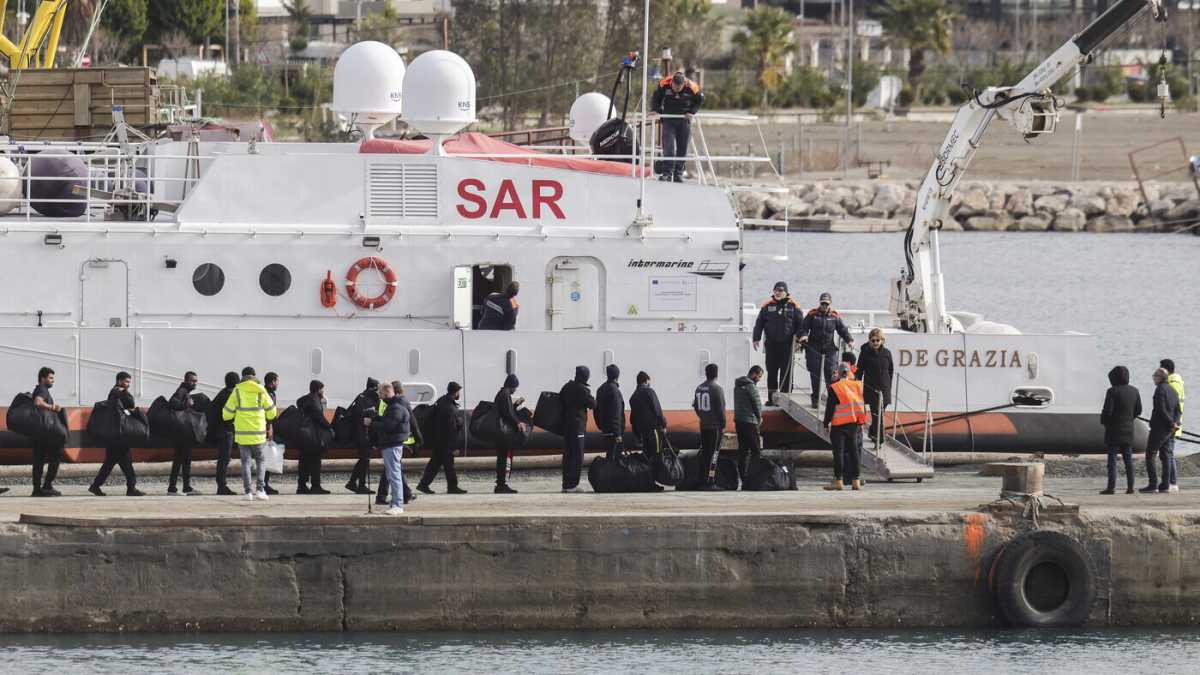 Immagine di Tra respingimenti "illegittimi" e cpr. Il governo prepara il nuovo decreto Albania