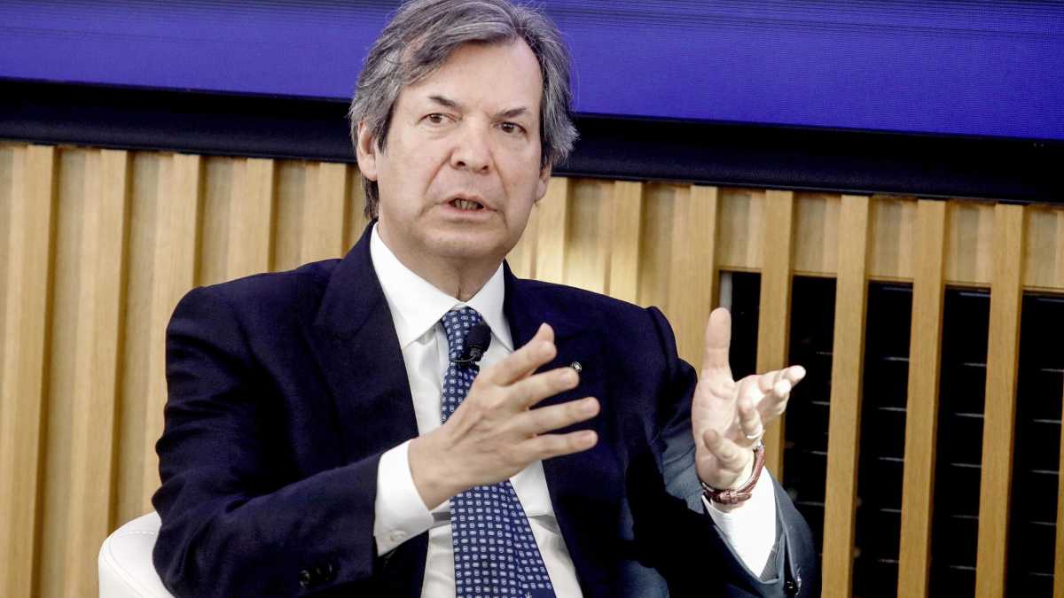 Immagine di La posizione di Intesa su Assogestioni è lo specchio delle difficoltà di Nagel