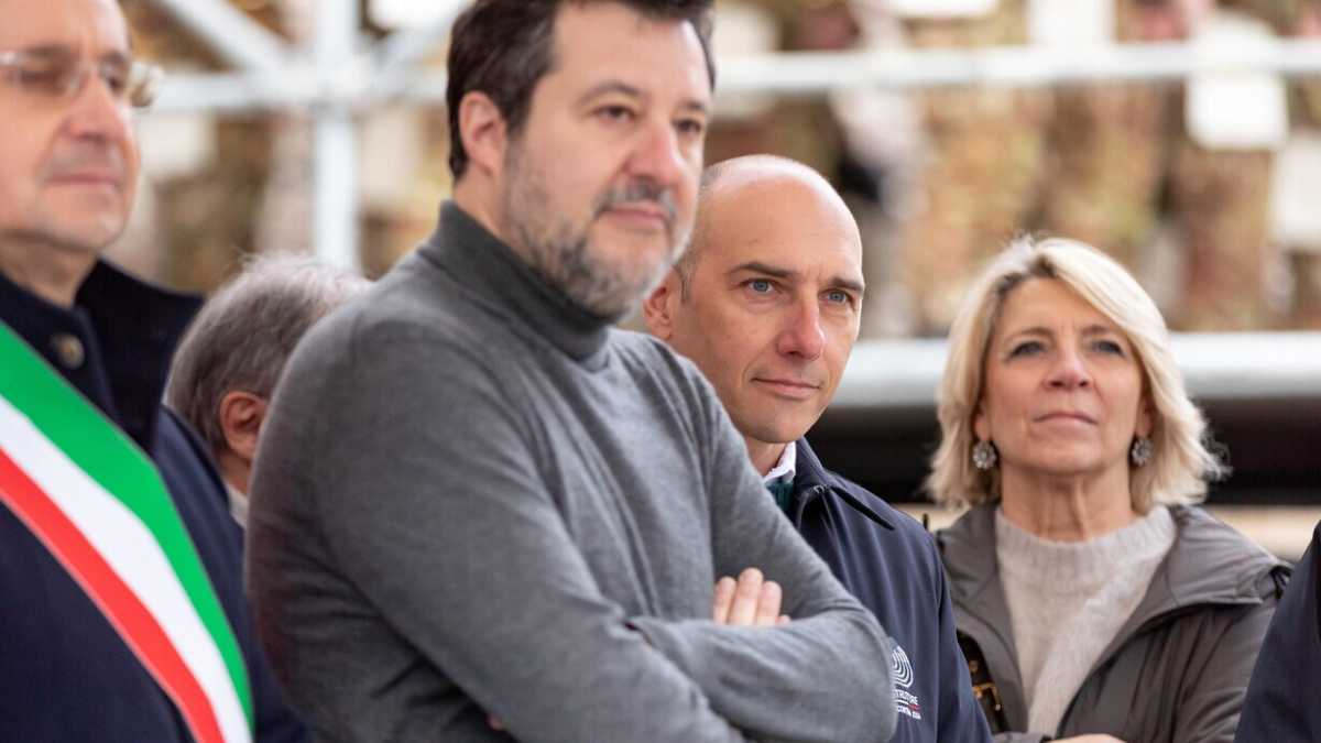 Immagine di Anche Salvini al vertice sull'Ucraina a Palazzo Chigi con Meloni e Tajani