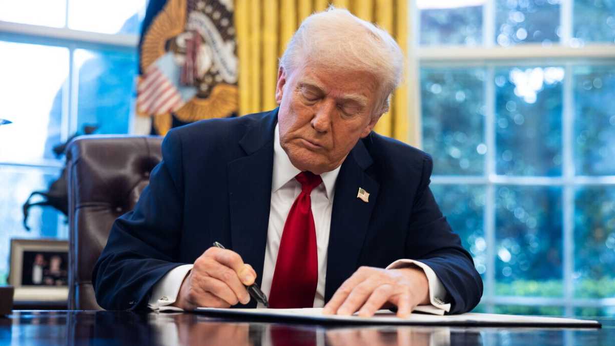 Immagine di Cerasa: "É complicato prendere Trump sul serio, ma bisogna farsi trovare preparati”