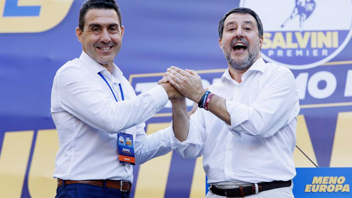 Immagine di Il caporal Salvini entra in modalità bombardamento. Non si fermerà dopo il Congresso. Insiste su Vannacci vice