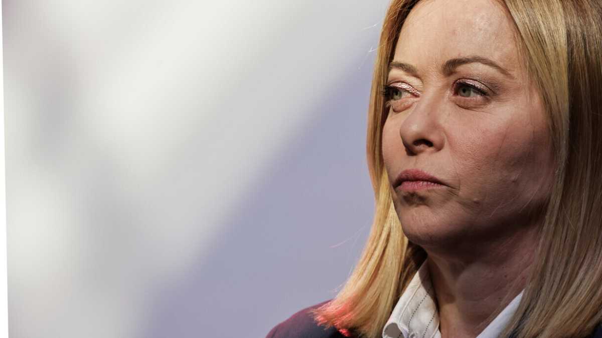 Immagine di Meloni al Ft: "Sui dazi l'Ue non deve rispondere in modo istintivo"