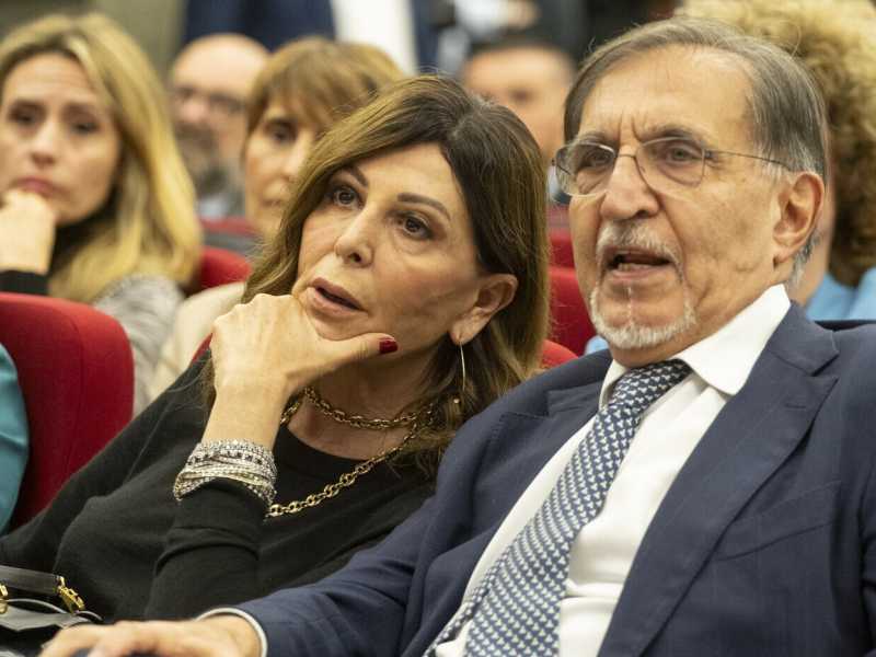Meloni, il caso Santanchè e il motto di Almirante