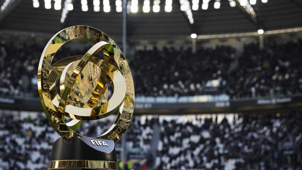 Immagine di Il gigantismo sta rischiando di distruggere il calcio
