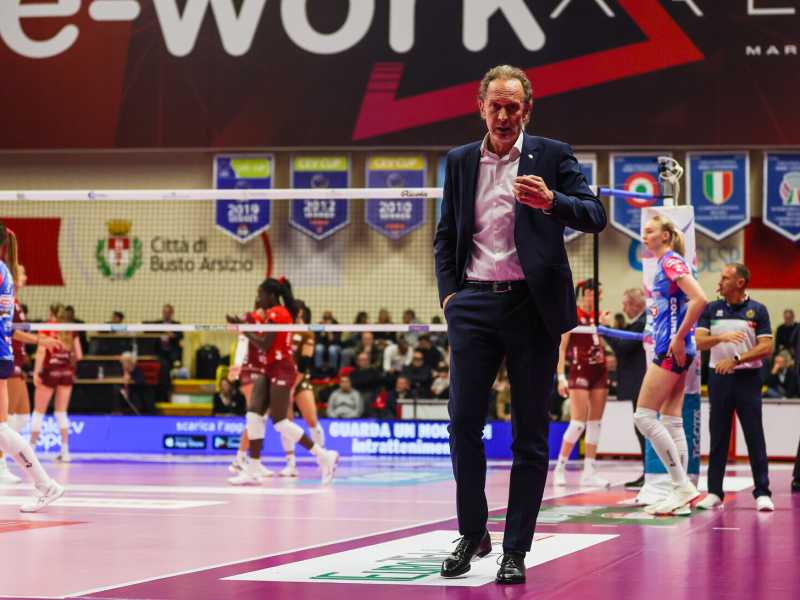 L'allenatore della&nbsp;Igor Novara Lorenzo Bernardi (foto Getty Images)&nbsp;<br />