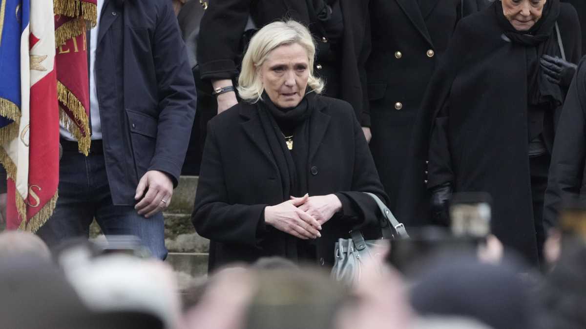 Immagine di Dopo la sentenza, la leader del Rn si limita a fare “la martire”. Intervista a Llorca