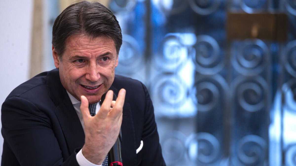 Immagine di Più che cancellare il Movimento 5 stelle basterebbe ridimensionarlo