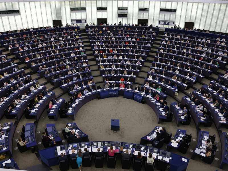 Partiti italiani in ordine sparso sul voto per la difesa comune a Strasburgo