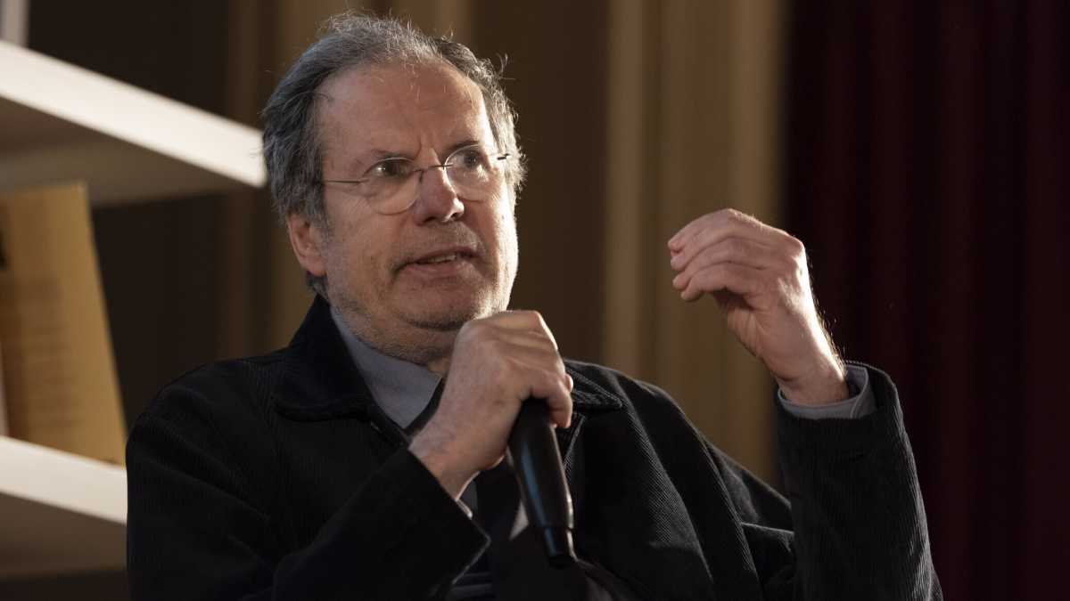 Immagine di “Non c’è niente di più umano dell’intelligenza artificiale”. Parla il filosofo Maurizio Ferraris