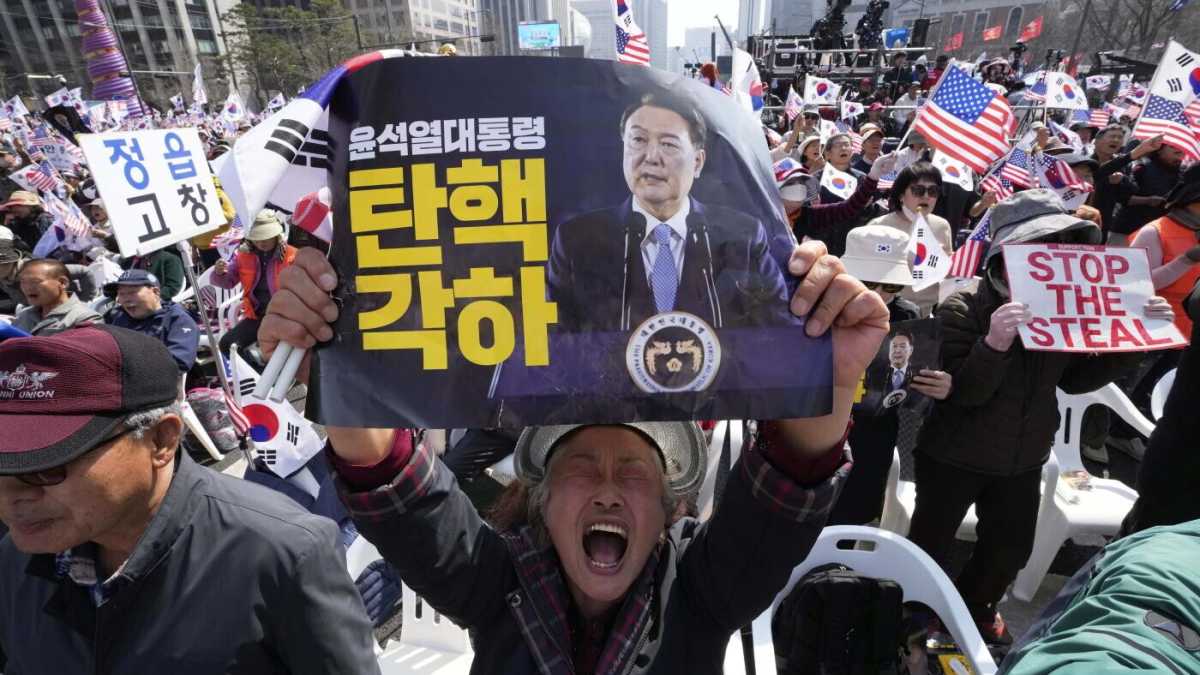 Immagine di I giudici condannano Yoon Suk-yeol, la Corea del sud si prepara al voto