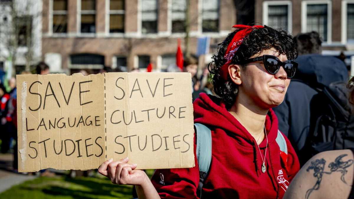 Immagine di Rivolta nelle università olandesi: il governo cancella tutto ciò che è straniero