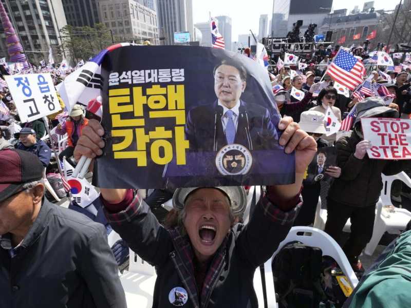 I giudici condannano Yoon Suk-yeol, la Corea del sud si prepara al voto
