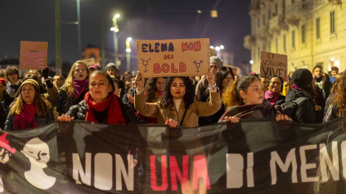 Immagine di Due fustini di stereotipi per un fustino di ideologia
