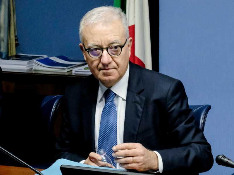 Governo e giudici secondo Mantovano