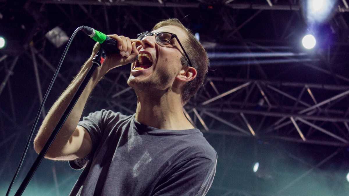 Immagine di Il nuovo album de I Cani si intitola "Post mortem" e non lascia speranze