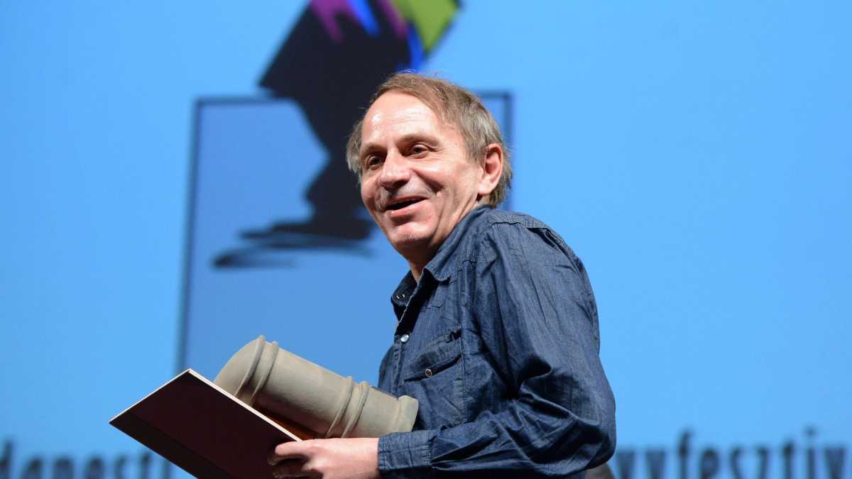 Immagine di Lo scrittore francese Michel Houellebecq contro l’eutanasia