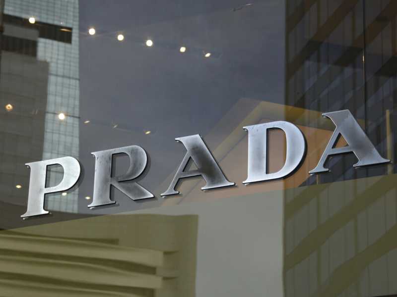 Cosa ci insegna l’accordo tra Versace e Prada sulla moda del futuro (e sull’Italia)
