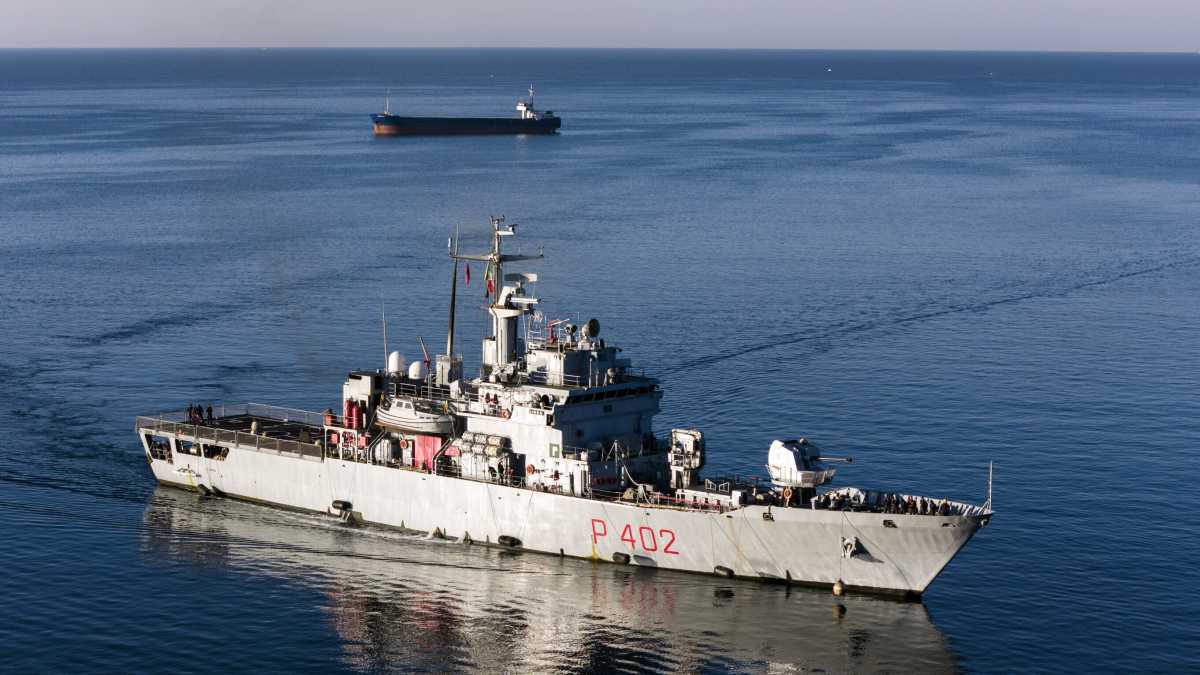 Immagine di Dopo retro front e rinvii, parte la nave con i primi 40 migranti diretti in Albania