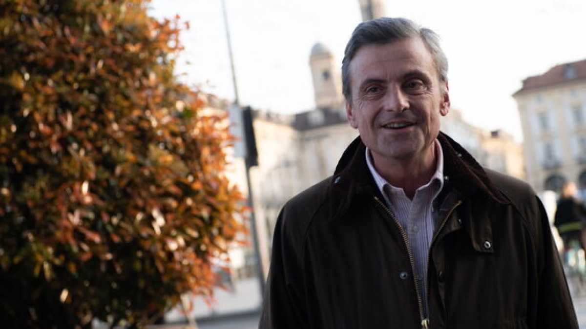 Immagine di Tra Calenda e il M5s